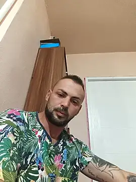 papichulo0099 online show from 11, 10, 2025