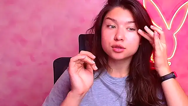 Snapshot of Sandra_Curly chatting on 13, 9, 2025 Sandra Curly online show from 13, 9, 2025