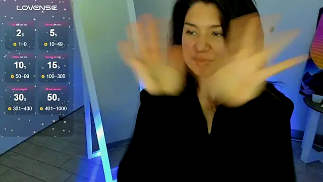 Snapshot of Sandra_Curly chatting on 19, 10, 2025 Sandra Curly online show from 19, 10, 2025