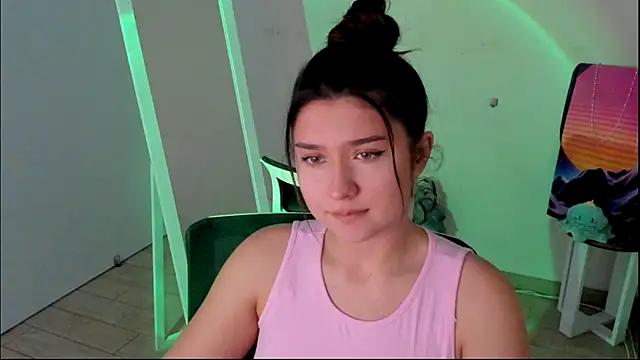 Snapshot of Sandra_Curly chatting on 2, 12, 2025 Sandra Curly online show from 2, 12, 2025