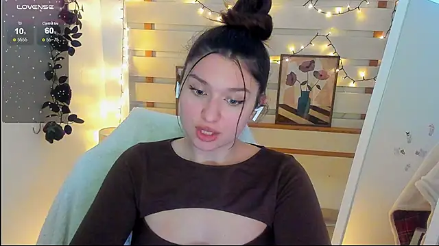 Snapshot of Sandra_Curly chatting on 11, 2, 2026 Sandra Curly online show from 11, 2, 2026