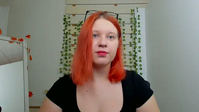 ScarletVixen  online show from 10, 10, 2025