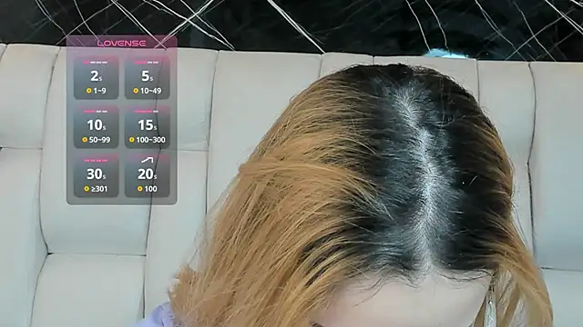 Snapshot of kristal_joi_dl chatting on 30, 11, 2025 kristal joi dl online show from 30, 11, 2025