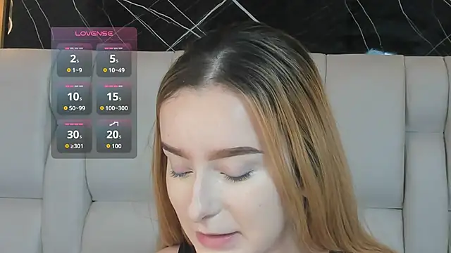 Snapshot of kristal_joi_dl chatting on 2, 12, 2025 kristal joi dl online show from 2, 12, 2025