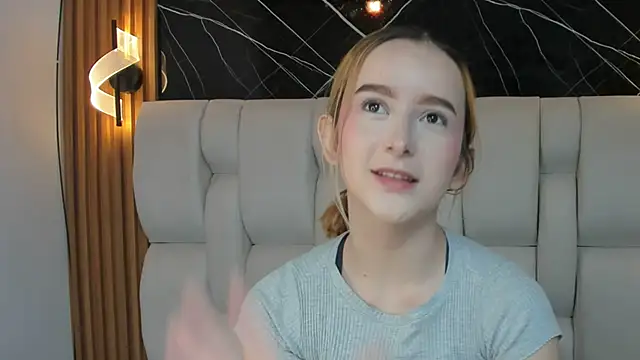 Snapshot of kristal_joi_dl chatting on 4, 12, 2025 kristal joi dl online show from 4, 12, 2025