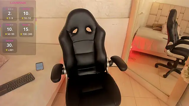 SophieCollins 1 online show from 9, 9, 2025