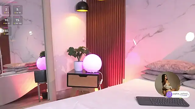 SophieCollins 1 online show from 3, 3, 2026