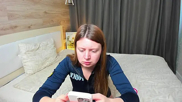 Snapshot of Babyy_Lynaa chatting on 25, 11, 2025 Babyy Lynaa online show from 25, 11, 2025