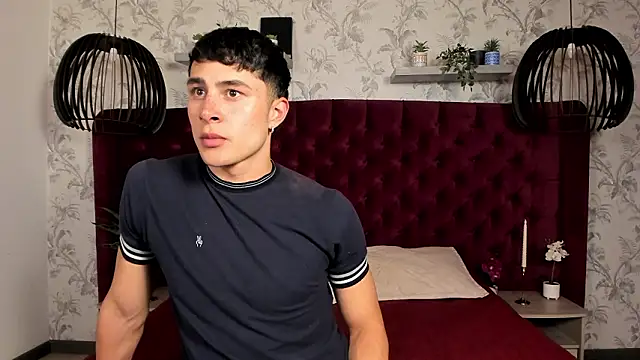 AustinJones  online show from 25, 3, 2026