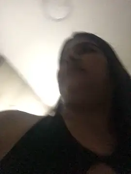 Miia Parker online show from 26, 11, 2025