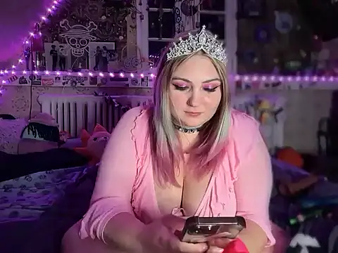 Snapshot of k8tiecutie chatting on 30, 9, 2025 k8tiecutie online show from 30, 9, 2025