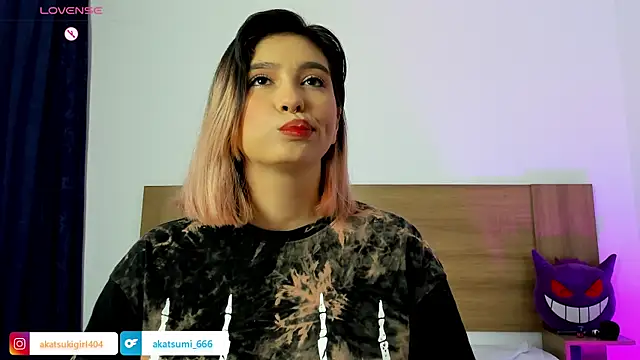 Snapshot of Akatsumi_ chatting on 29, 9, 2025 Akatsumi  online show from 29, 9, 2025