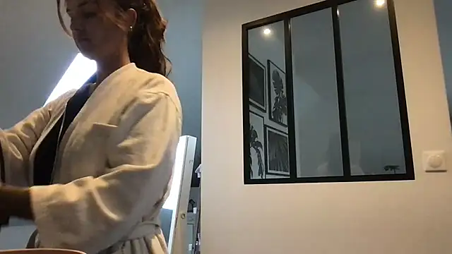 AmyStone   online show from 25, 9, 2025