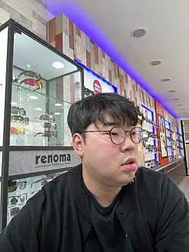 gayfucuxuc online show from 2, 12, 2025