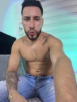 Snapshot of Thiago_Hill chatting on 14, 6, 2026 Thiago Hill online show from 14, 6, 2026