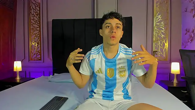 Snapshot of Dani_rivass chatting on 10, 11, 2025 Dani rivass online show from 10, 11, 2025