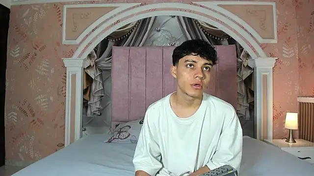 Snapshot of Dani_rivass chatting on 16, 12, 2025 Dani rivass online show from 16, 12, 2025