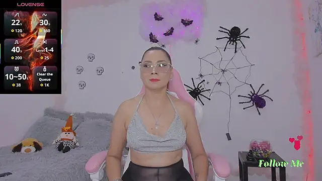 milfAaura online show from 25, 10, 2025