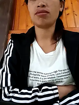 Snapshot of misa_00 chatting on 5, 11, 2025 misa 00 online show from 5, 11, 2025