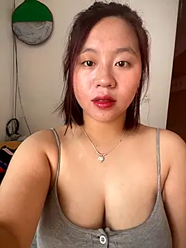 maianhcute online show from 28, 10, 2025