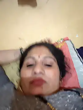 Snapshot of Rakhi99x chatting on 28, 9, 2025 Rakhi99x online show from 28, 9, 2025