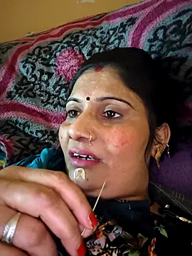 Snapshot of Rakhi99x chatting on 3, 12, 2025 Rakhi99x online show from 3, 12, 2025