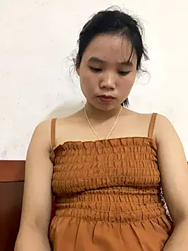 Ngoc-bbi online show from 12, 10, 2025