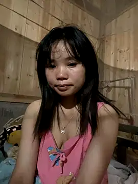 Snapshot of Ngoc-bbi chatting on 23, 10, 2025 Ngoc-bbi online show from 23, 10, 2025