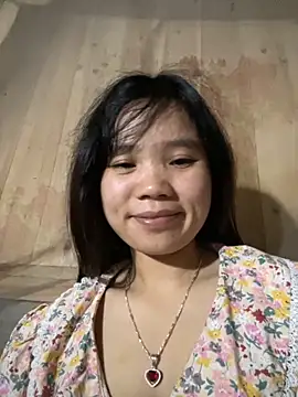 Snapshot of Ngoc-bbi chatting on 12, 11, 2025 Ngoc-bbi online show from 12, 11, 2025