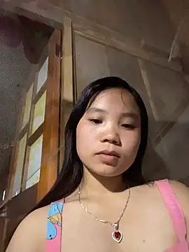 Snapshot of Ngoc-bbi chatting on 1, 12, 2025 Ngoc-bbi online show from 1, 12, 2025