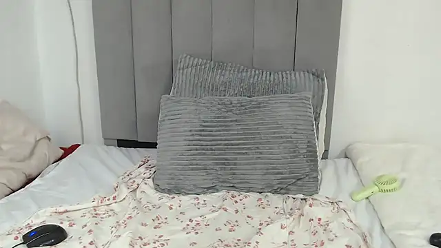 Snapshot of Sexy_melanin17 chatting on 16, 10, 2025 Sexy melanin17 online show from 16, 10, 2025