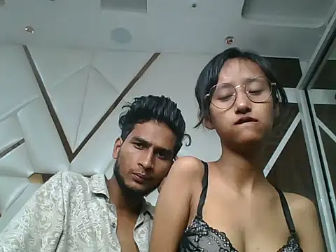 lily 9900 online show from 3, 10, 2025