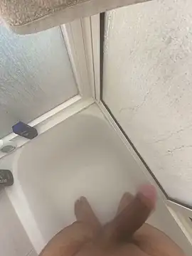 Zuca3025 online show from 10, 3, 2026