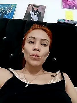 dulcelatin21 online show from 15, 9, 2025