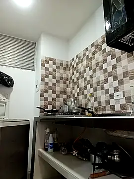 dulcelatin21 online show from 18, 9, 2025