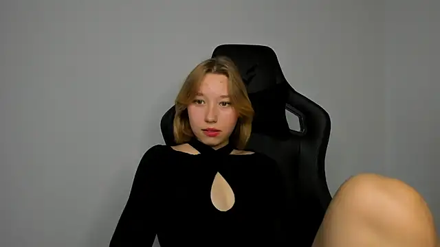 Agatha May online show from 10, 10, 2025