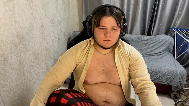 desiredude9 online show from 9, 9, 2025