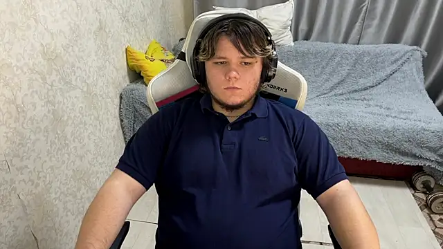 desiredude9 online show from 22, 9, 2025