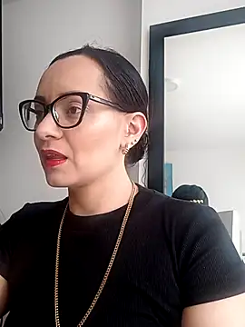 Snapshot of sarita_star chatting on 15, 10, 2025 sarita star online show from 15, 10, 2025