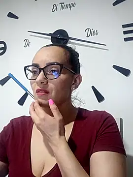 Snapshot of sarita_star chatting on 11, 11, 2025 sarita star online show from 11, 11, 2025