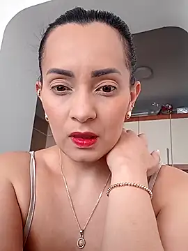 Snapshot of sarita_star chatting on 14, 4, 2026 sarita star online show from 14, 4, 2026