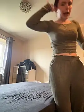 Sophsaysxox online show from 15, 11, 2025