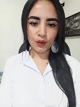 Snapshot of MAYE__13 chatting on 16, 6, 2026 MAYE 13 online show from 16, 6, 2026