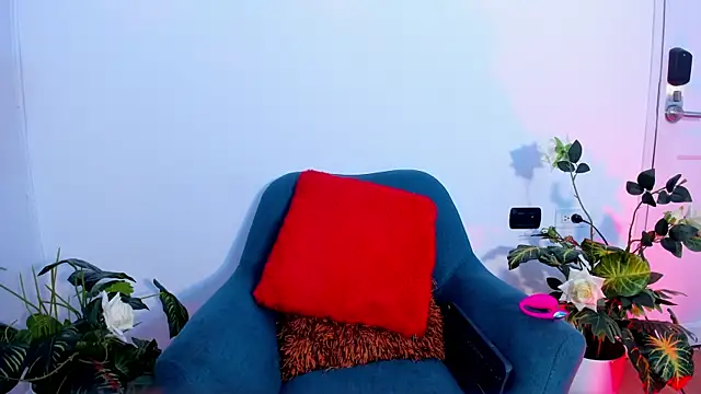 MilenaCrown online show from 3, 11, 2025