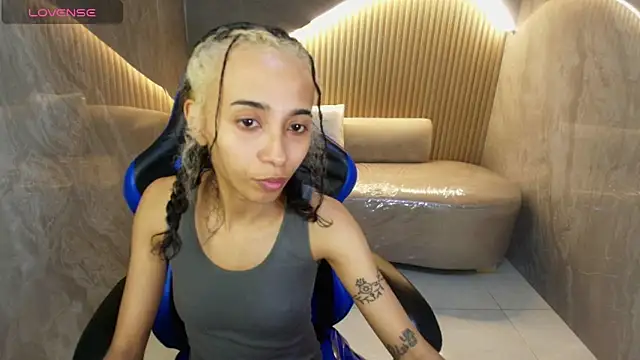 Agnis ink r online show from 8, 10, 2025