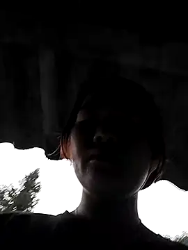 lylylove online show from 3, 10, 2025