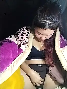 lylylove online show from 10, 1, 2026