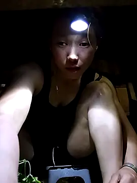 Ngocmi909 online show from 25, 3, 2026