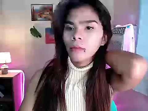 Snapshot of dianne_swift chatting on 28, 10, 2025 dianne swift online show from 28, 10, 2025