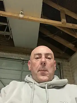 Richmcgee online show from 15, 3, 2026